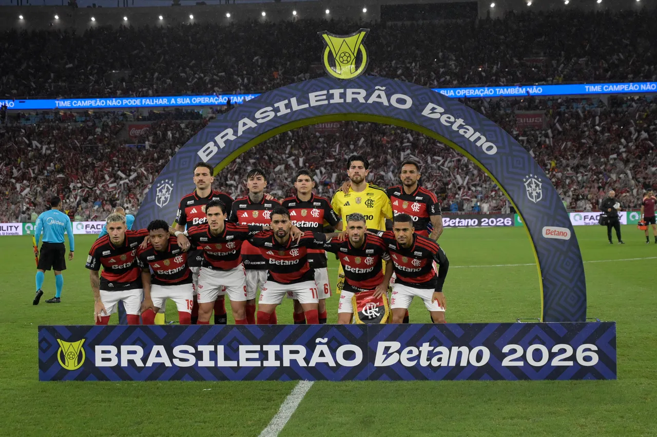 Flamengo vira com Bruno Henrique e consolida liderança no Brasileirão