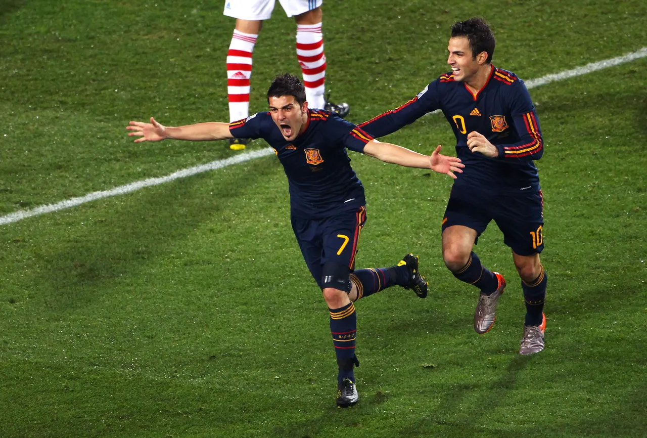 Espanha avança à semifinal