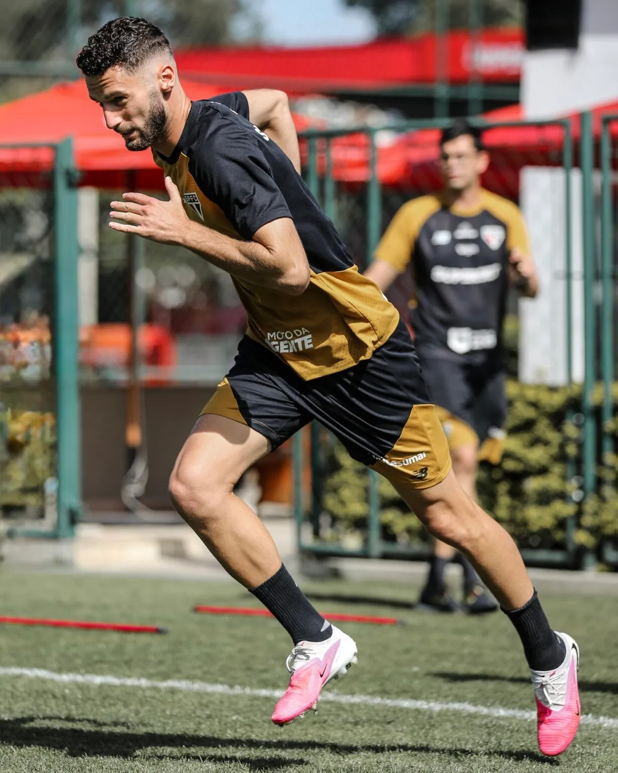 São Paulo anuncia reforços