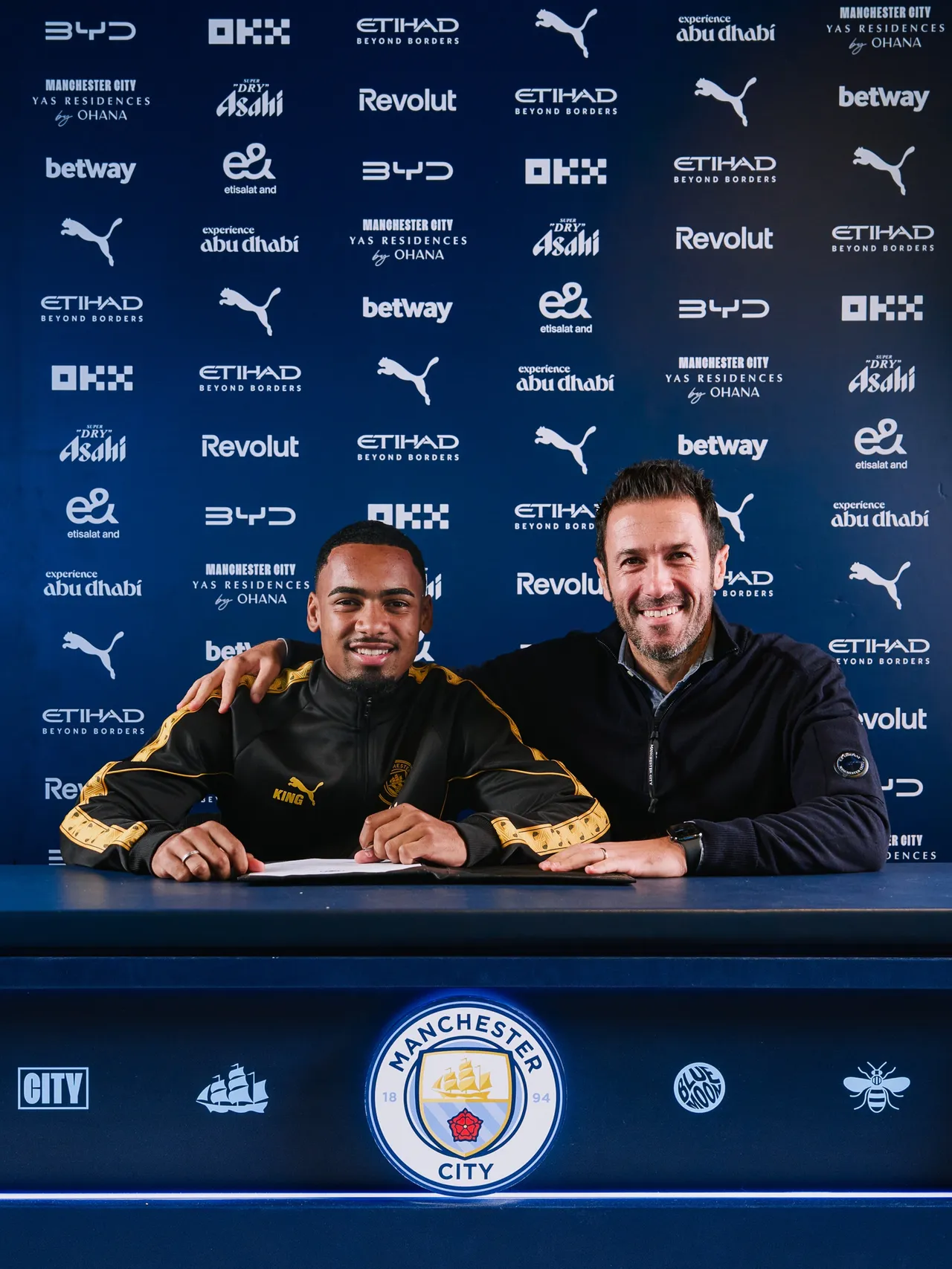 Allan deixa Palmeiras e se torna terceira maior venda da história do clube