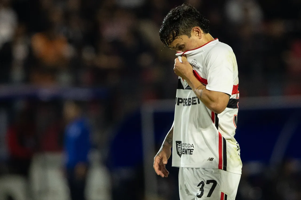 São Paulo sofre derrota
