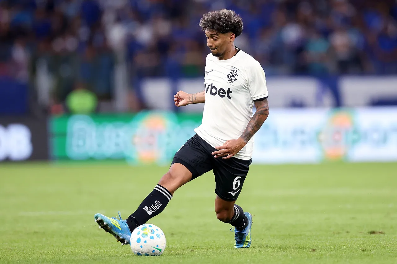 Botafogo conta com retorno de Medina e estreia de Ziyech contra Mirassol