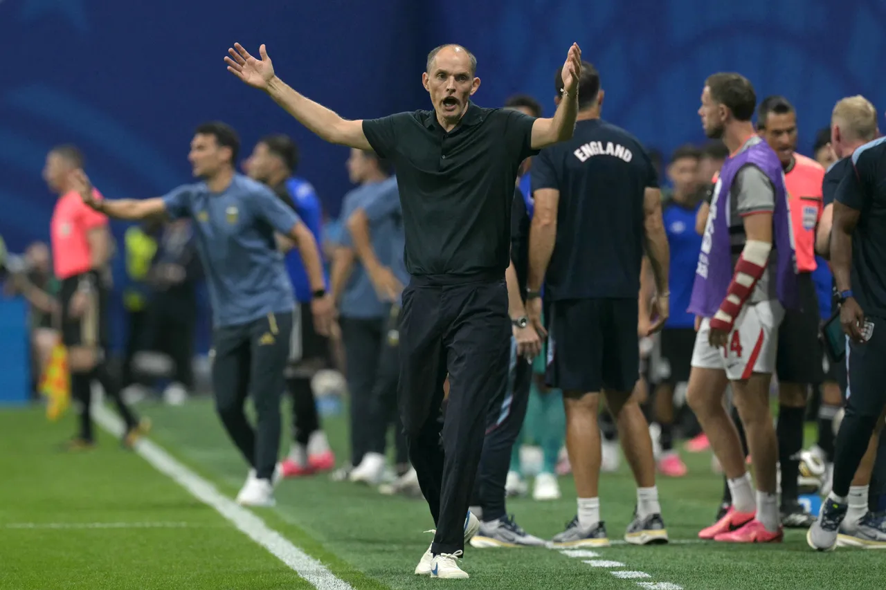 Tuchel é criticado
