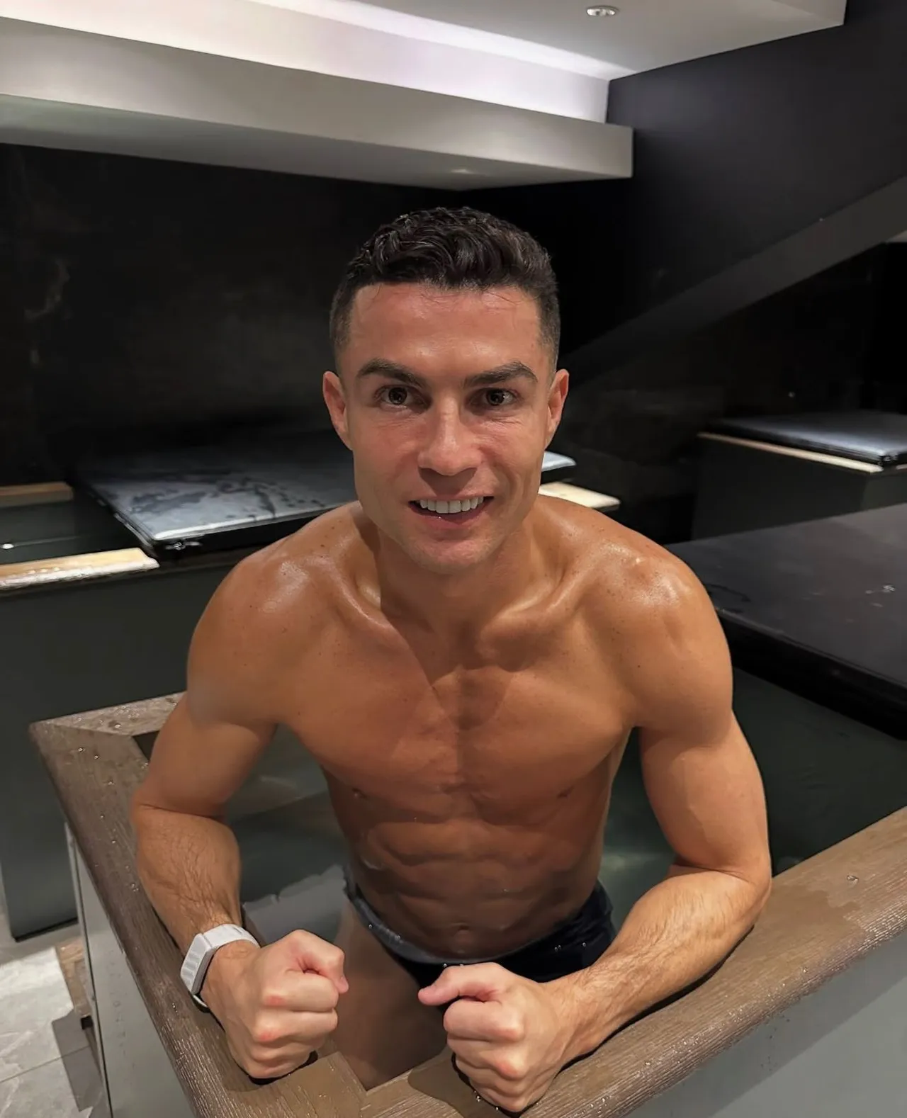 Constância alimenta longevidade de Ronaldo, revela nutricionista