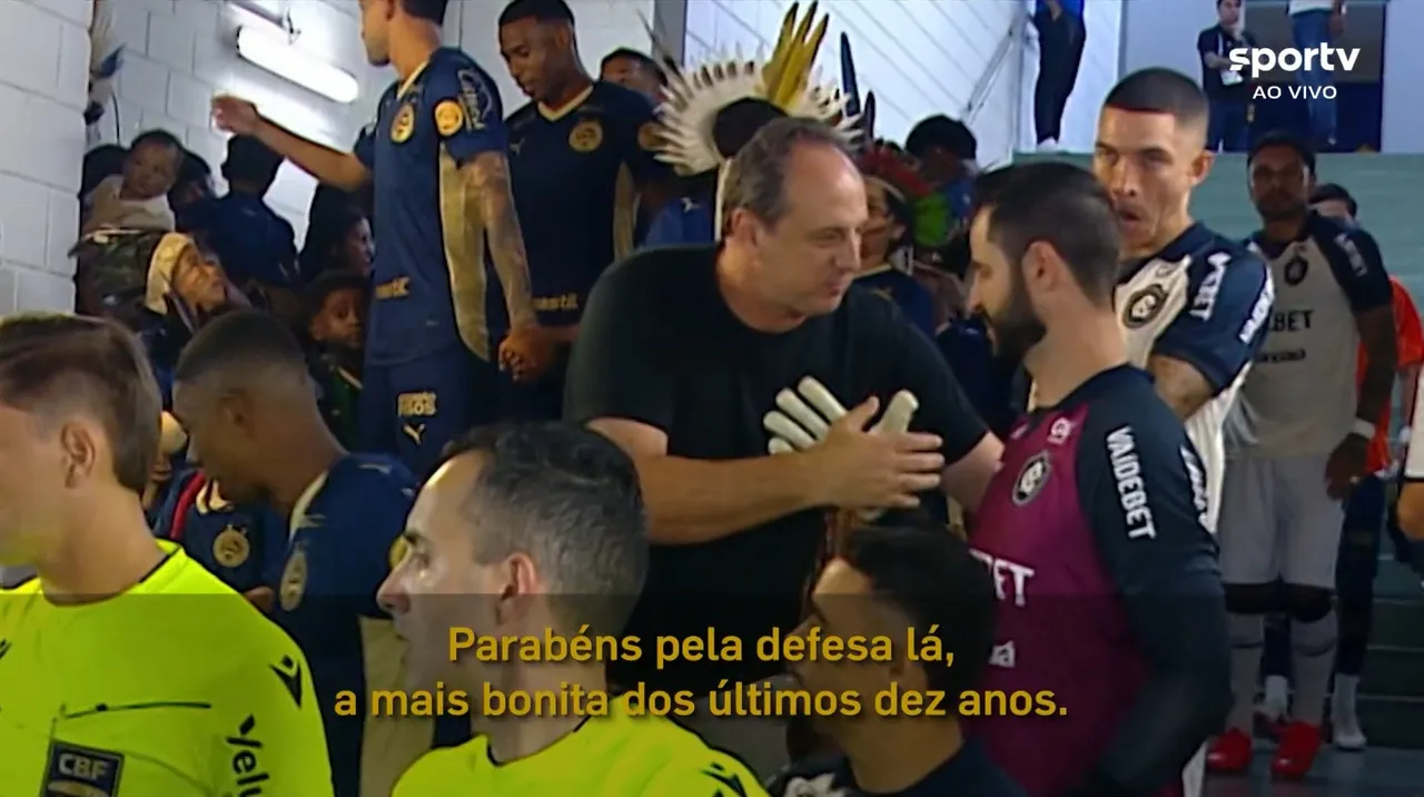 Rogério Ceni declara defesa de Marcelo Rangel a mais bela da década