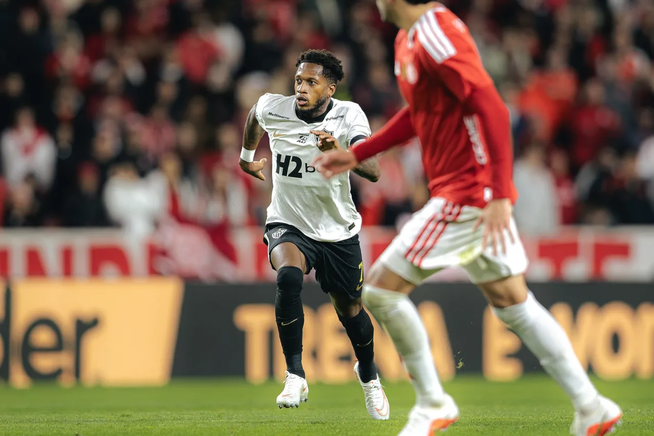 Fred promete 90 minutos e liderança contra o Cruzeiro