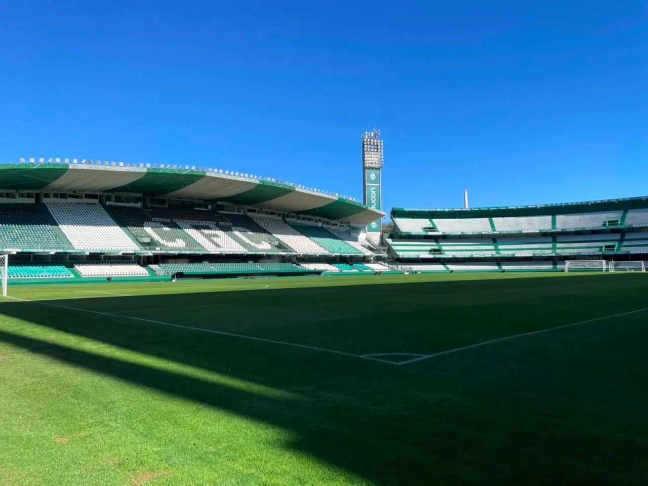 Coritiba adianta confronto com Botafogo para celebrar aniversário