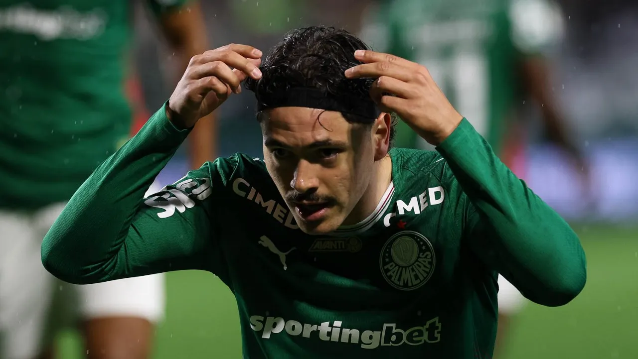Mauricio assume novo status