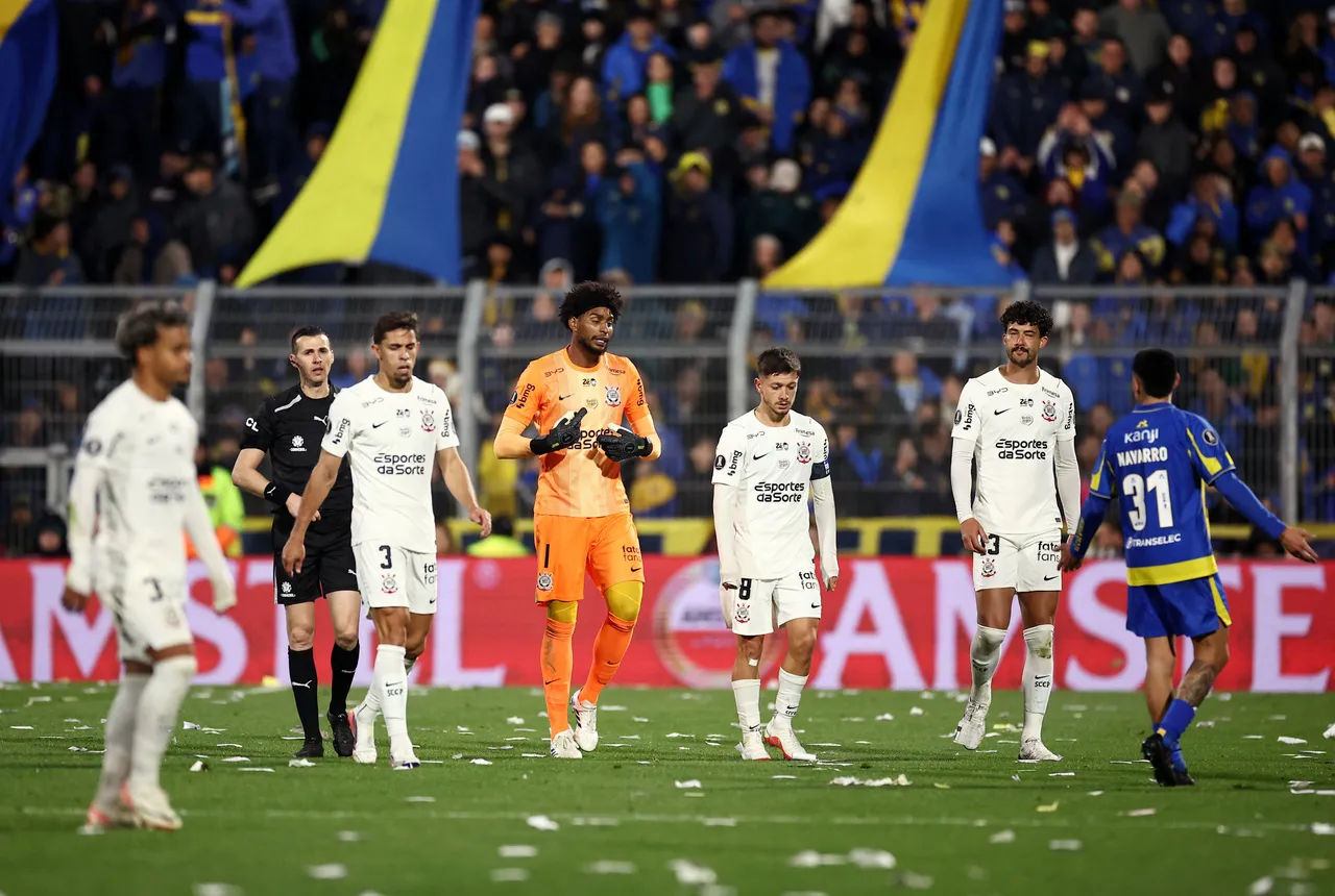 Corinthians reage bem em Rosario