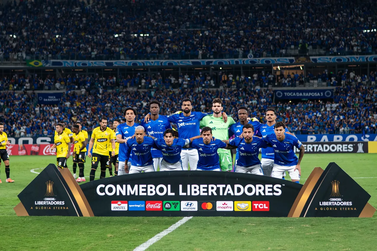Cruzeiro enfrenta Chapecoense