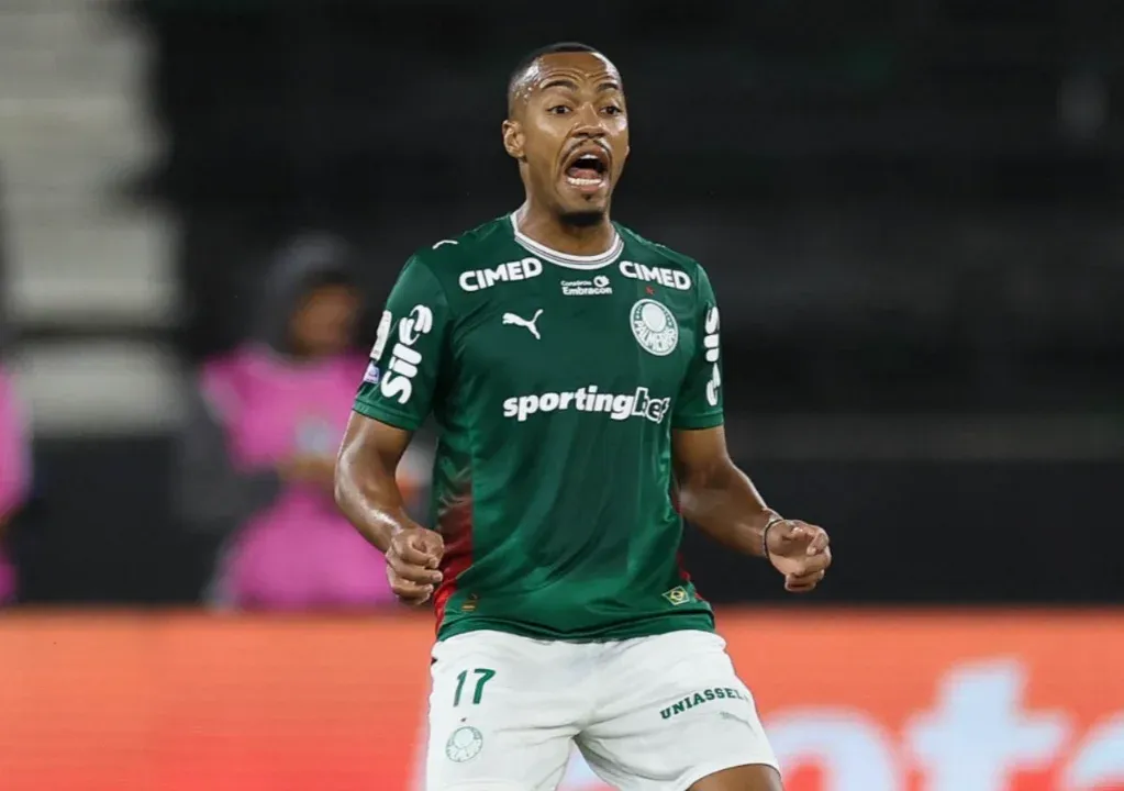 Abel Ferreira perde Barboza e Freitas e aposta em Arthur no clássico contra o São Paulo