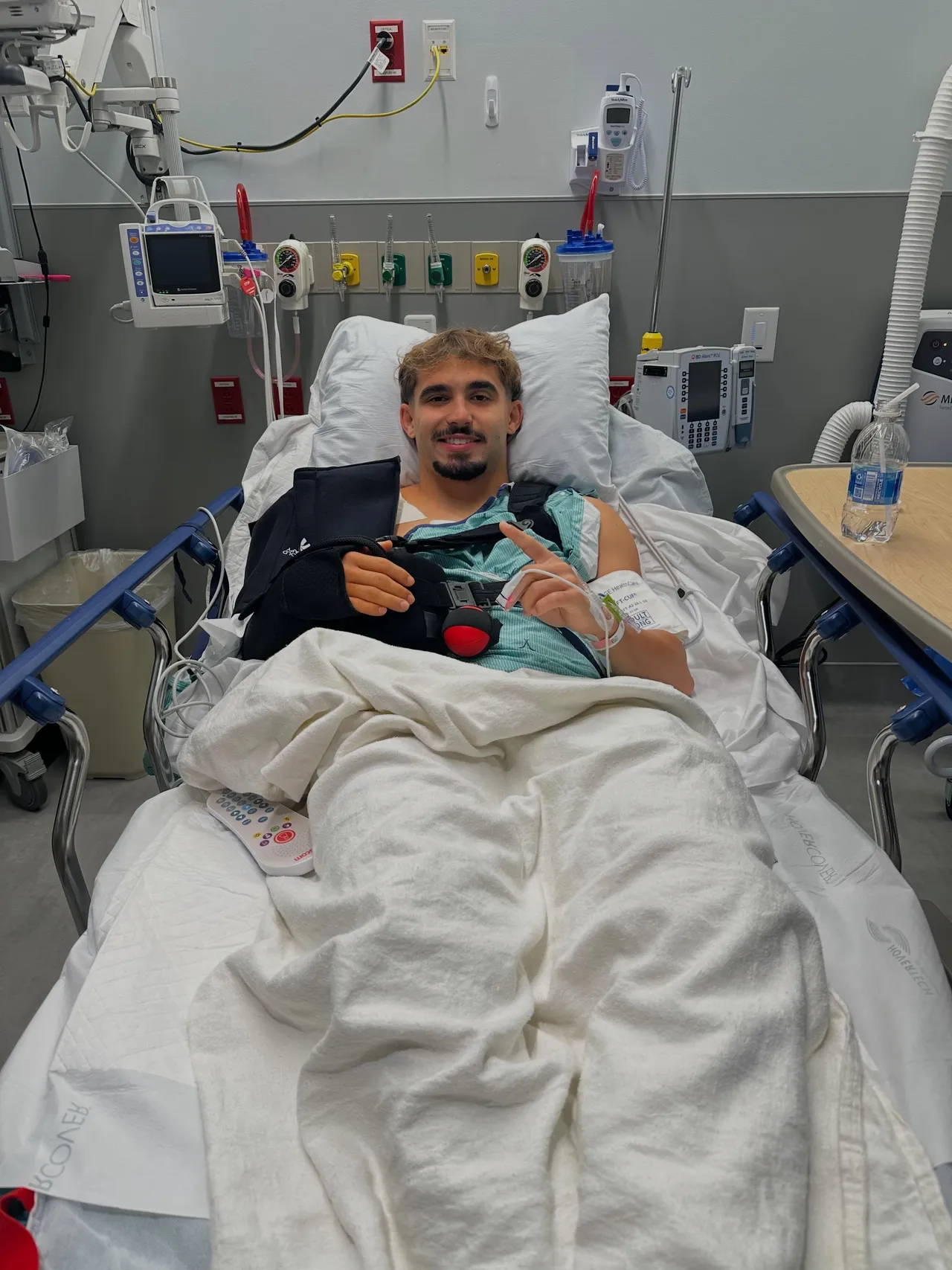 Davi Belfort tem temporada 2026 interrompida por cirurgia no ombro
