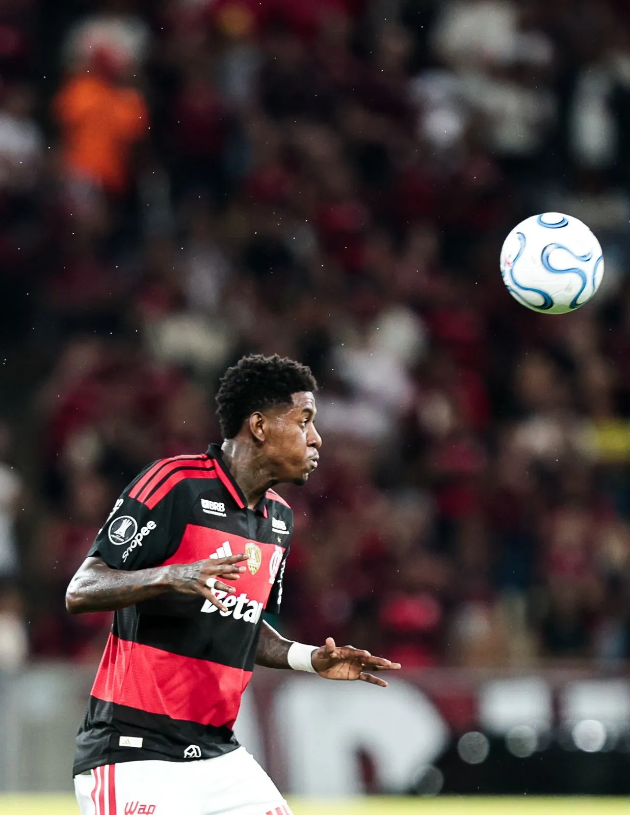 Vitão busca redenção