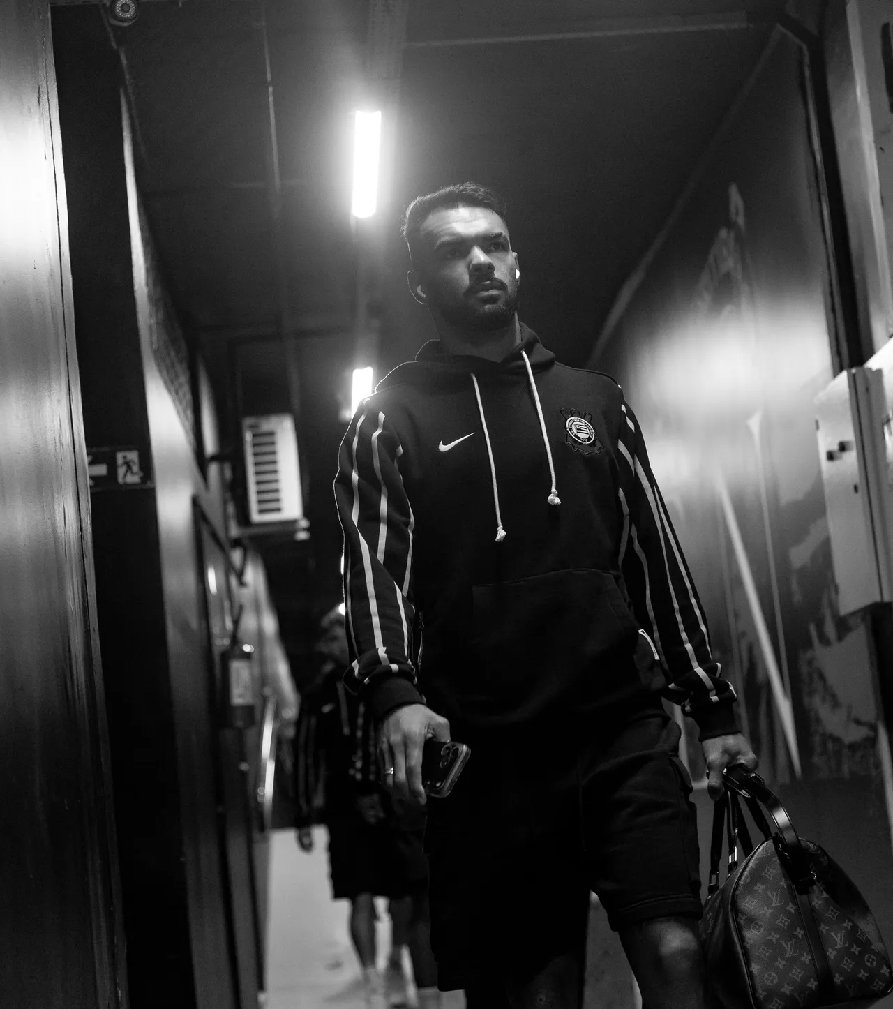 Raniele exige foco do Corinthians para virar disputa pela Libertadores