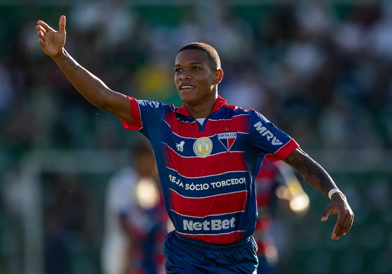Marcinho Completa 200 Jogos