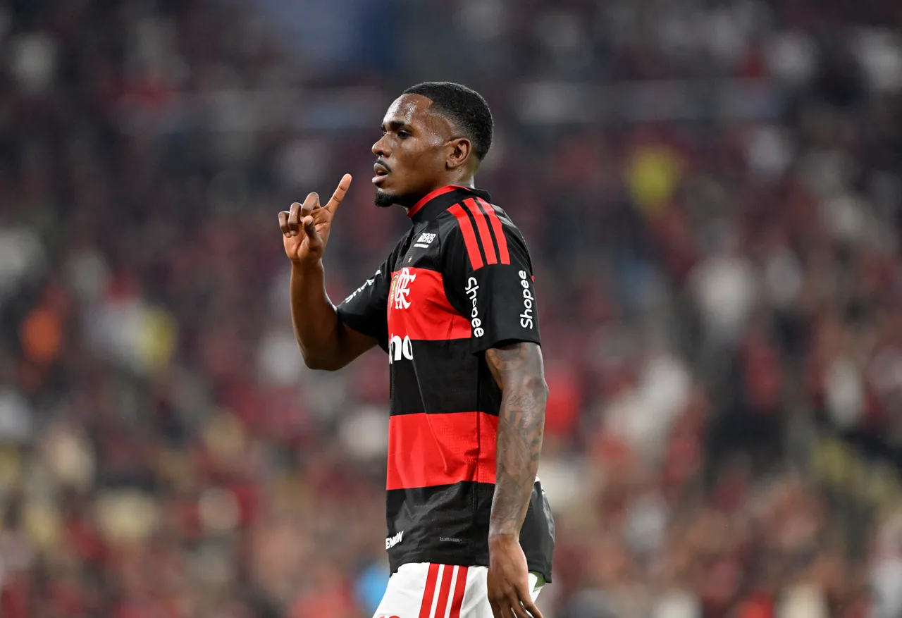 Evertton Araújo se firma no Flamengo