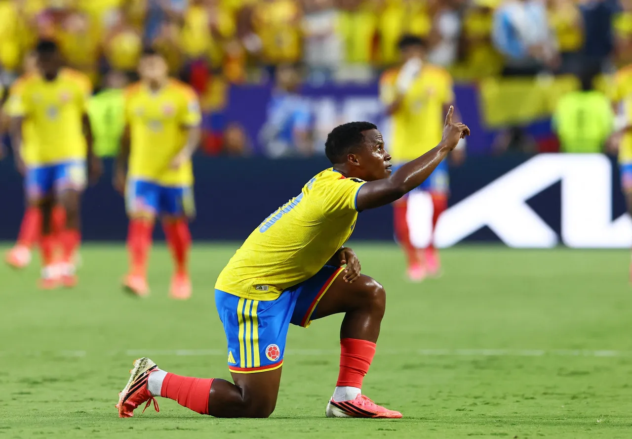 Arias brilha na Copa