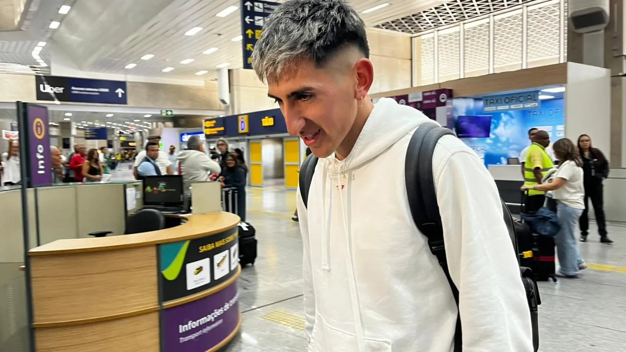 Vasco fecha empréstimo de Alan Lescano para revitalizar o meio-campo