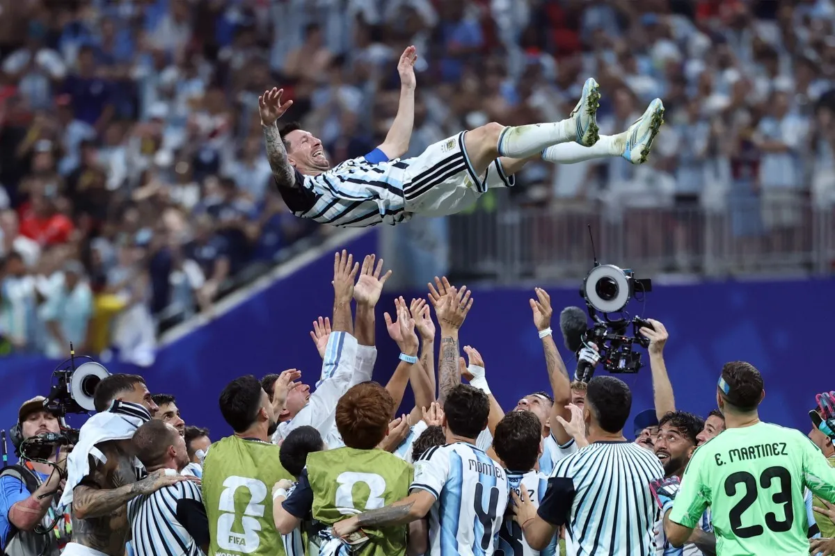 Messi inspira Argentina