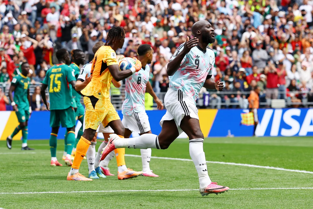 Lukaku salva Bélgica