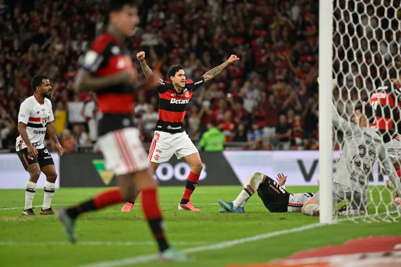 Tropa do Ge lidera