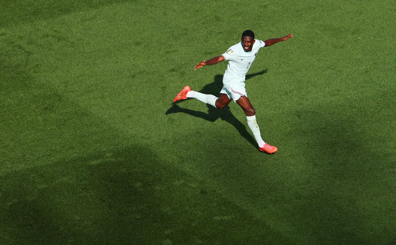 Dembélé ultrapassa Vini Jr. no ranking da Fifa
