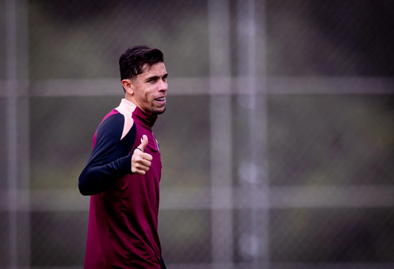 Gabriel Paulista vira pilar do Corinthians em meio à maratona de jogos