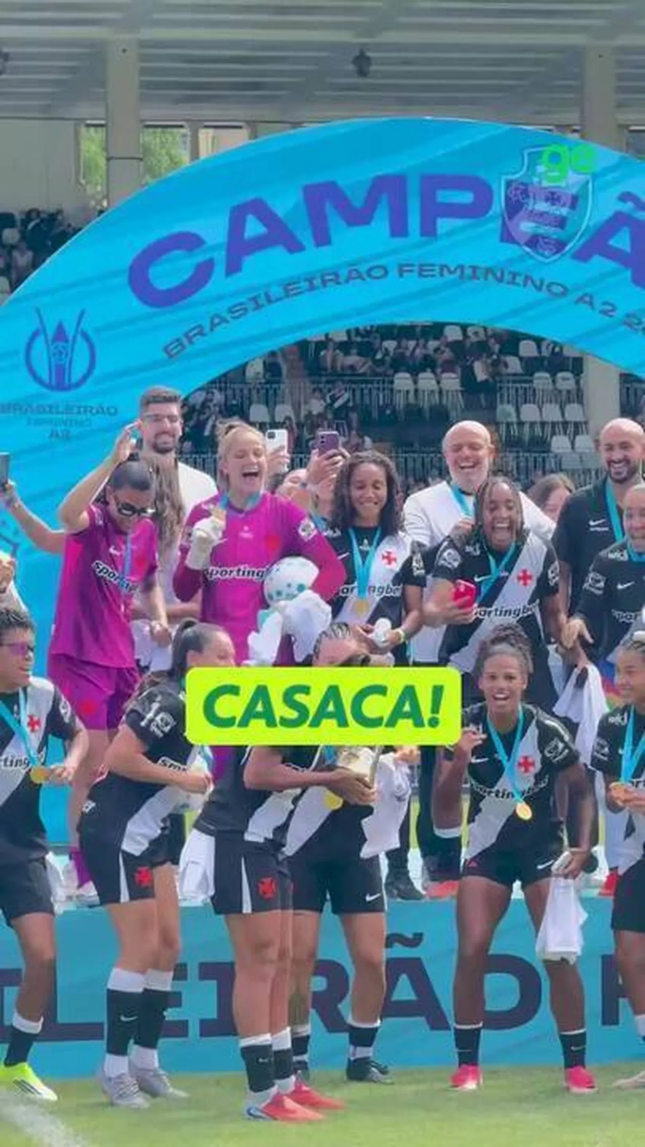 Vasco feminino celebra título e mira jogos regulares em São Januário