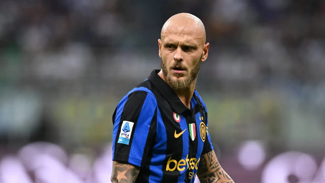 Dimarco pressiona Inter por renovação antes de clássico contra o Napoli