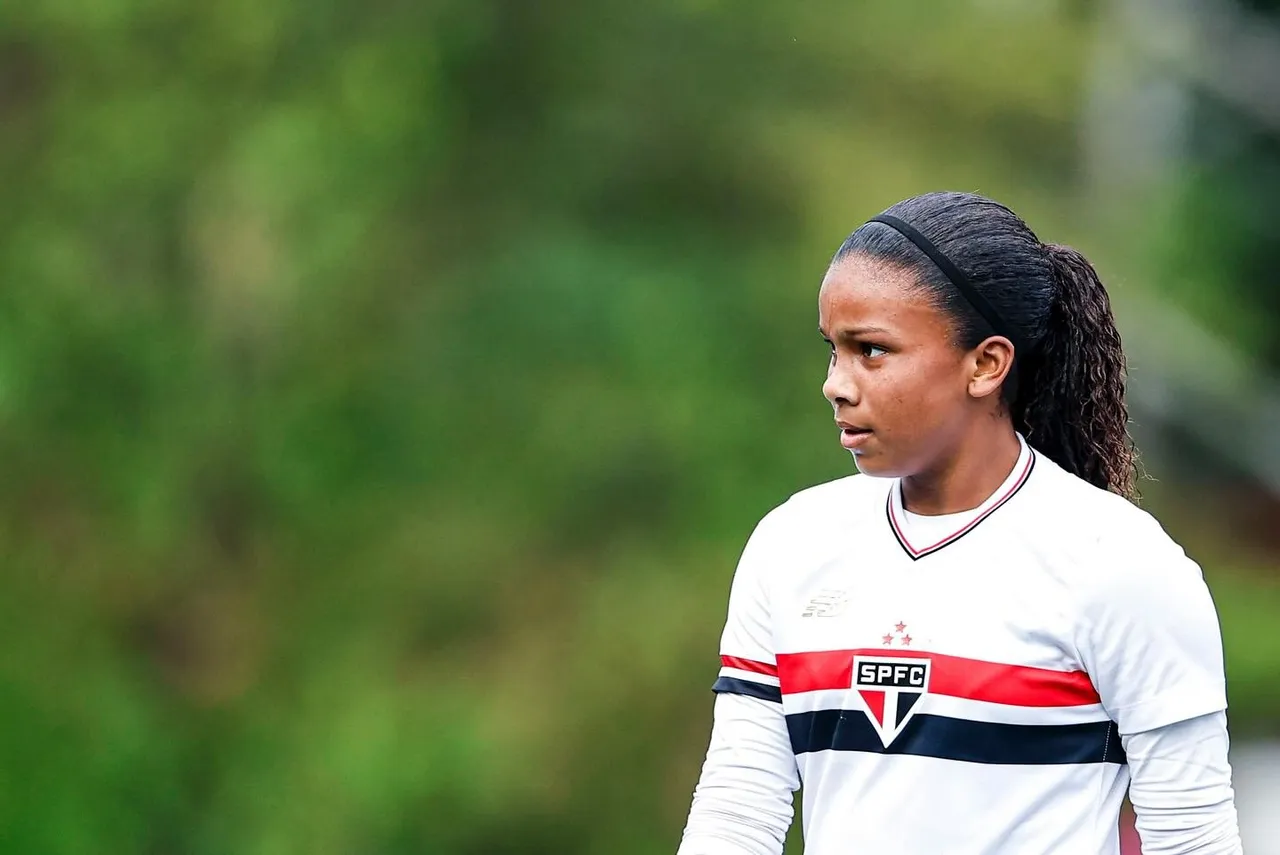 Nicoly Almeida rompe barreiras e chega à Seleção Sub-15