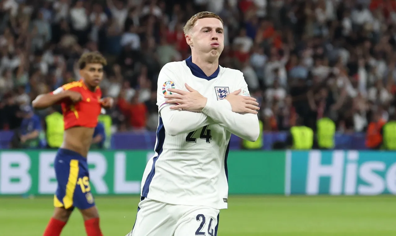 Tuchel reintegra Palmer e Alexander-Arnold e renova seleção inglesa