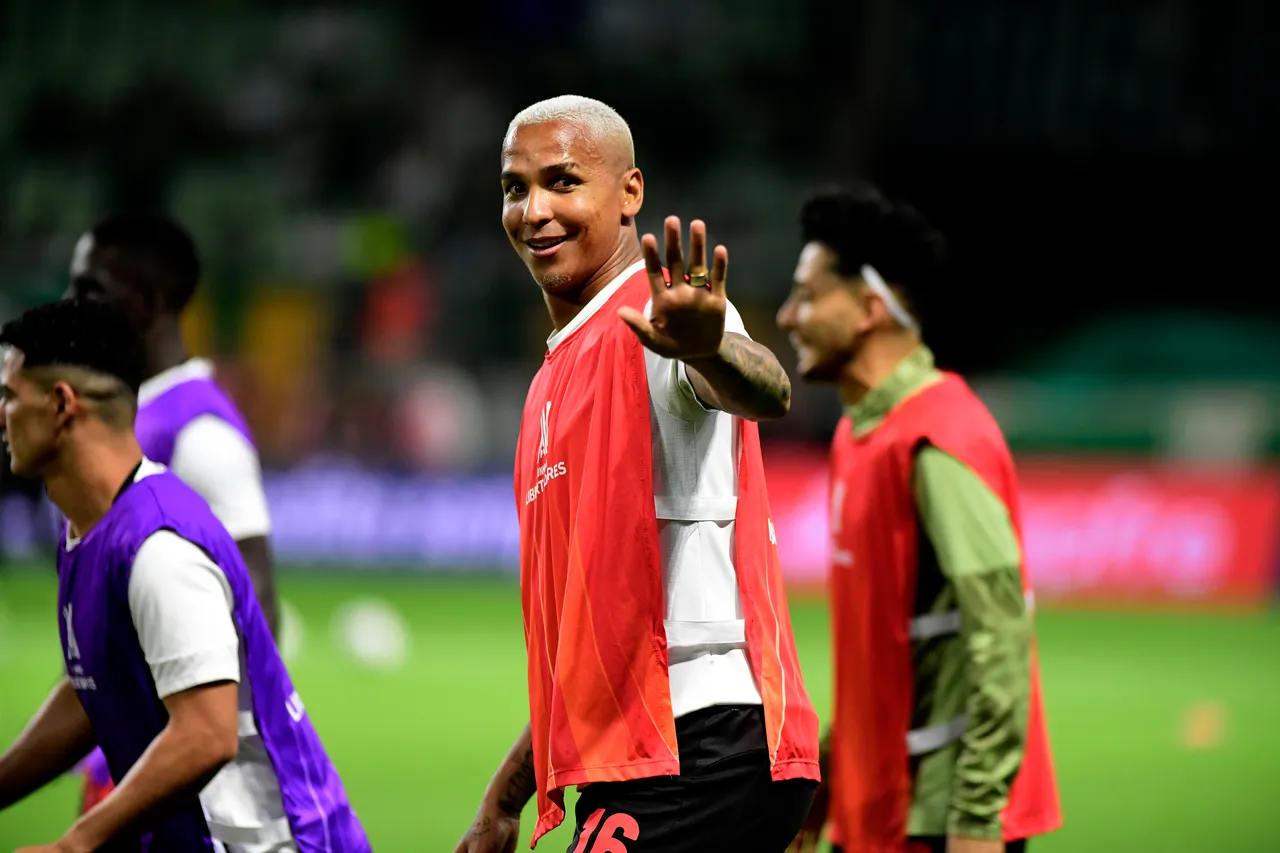 Deyverson sonha em encerrar carreira no Palmeiras após despedida na Libertadores
