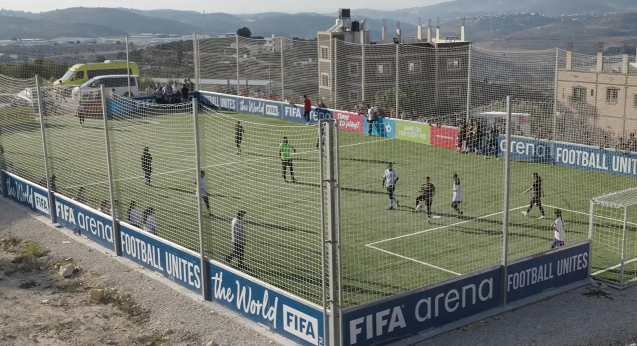 FIFA inaugura minicampos na Cisjordânia e aposta na paz infantil