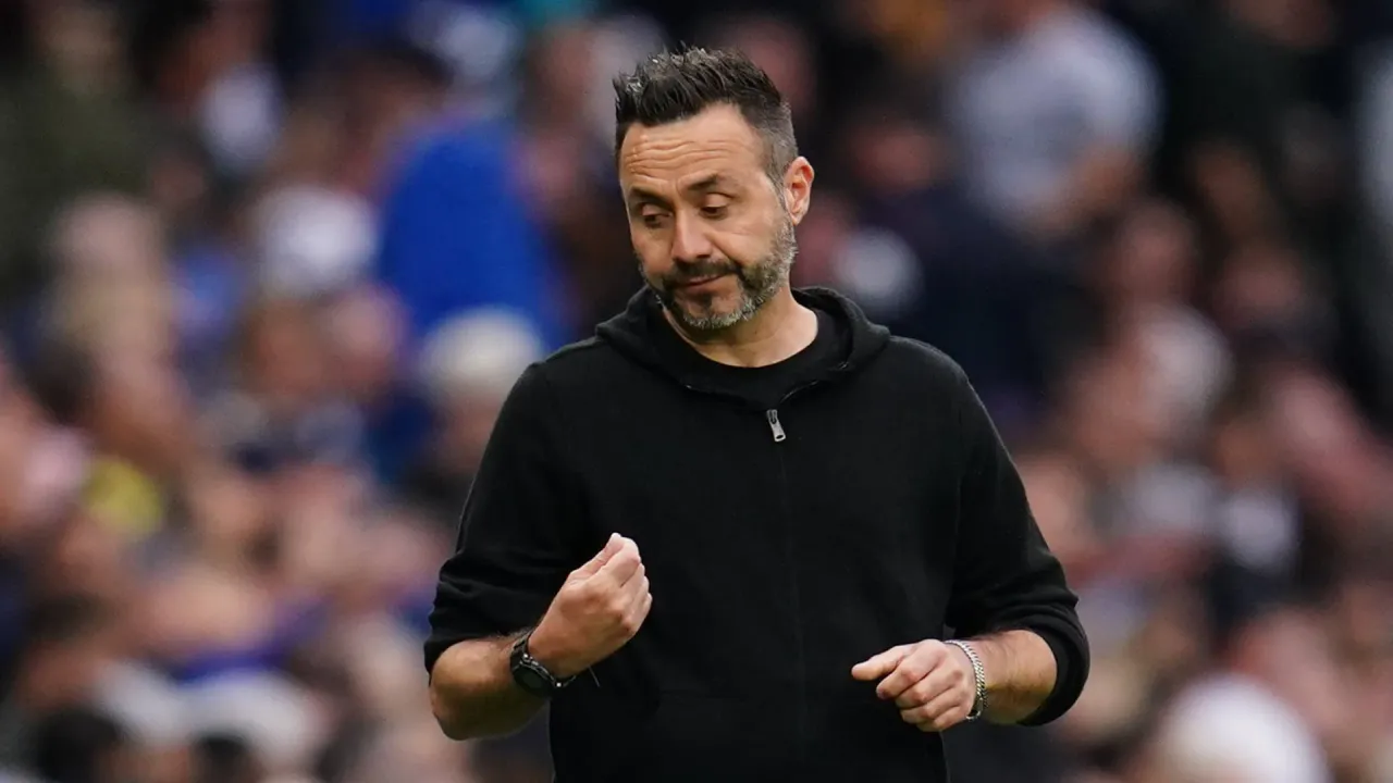 De Zerbi critica ataque do Tottenham e provoca reação de Paul Merson