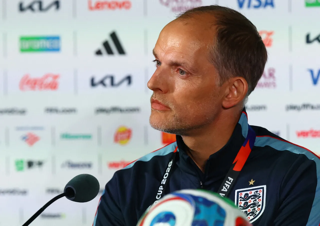 Tuchel minimiza foguetório