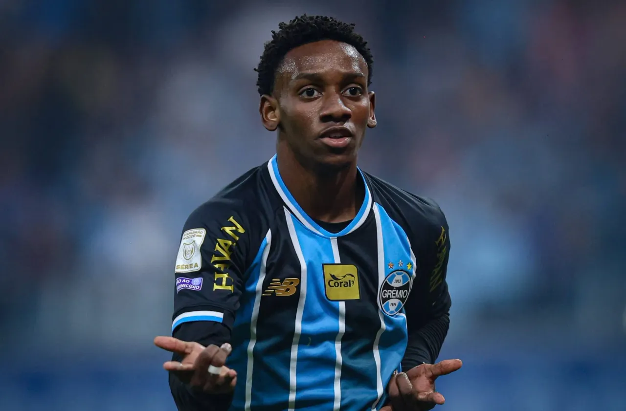 Porto avança na compra de Gabriel Mec, herdeiro de Ronaldinho