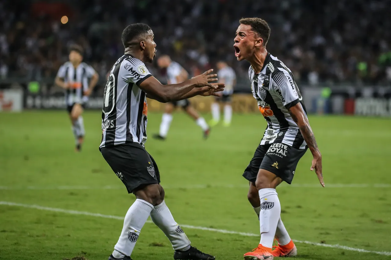 Atlético-MG fatura com transferência