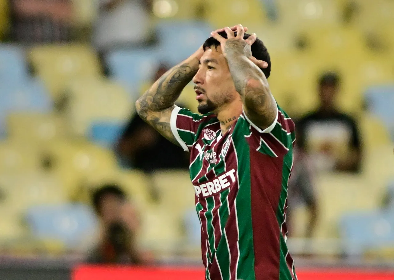 Fluminense sofre queda