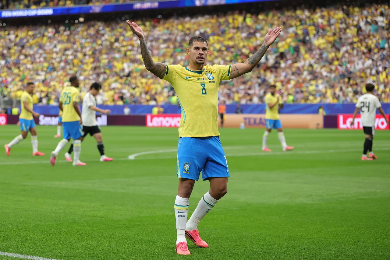 Bruno Guimarães brilha