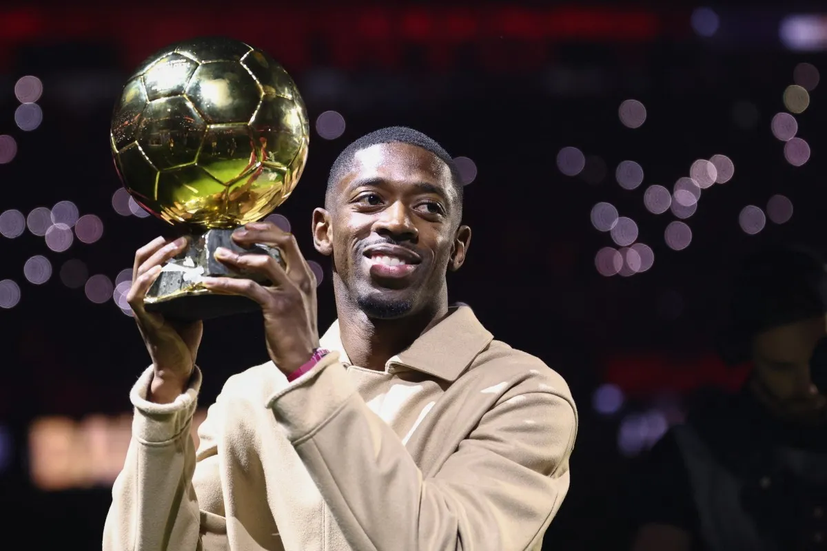 Dembélé ignora críticas e reforça ambição do PSG após Bola de Ouro