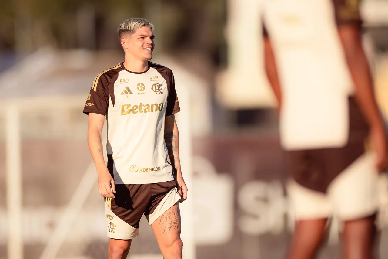 Flamengo enfrenta Olimpia