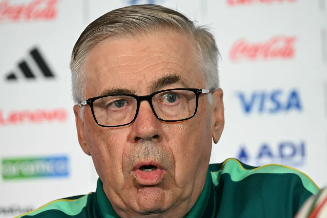 Ancelotti brinca sobre escalação