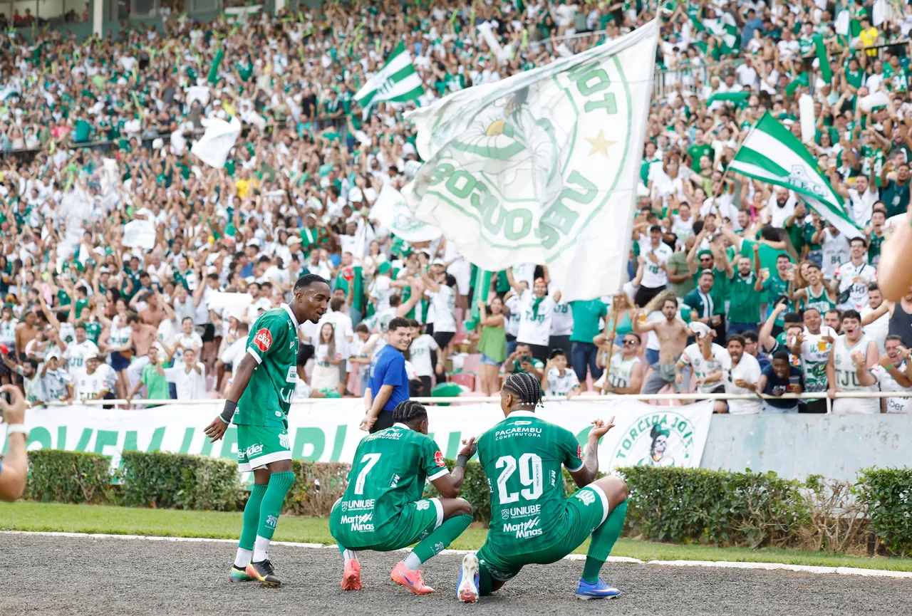 Uberlândia e ABC batem recordes de público e renda na Série D