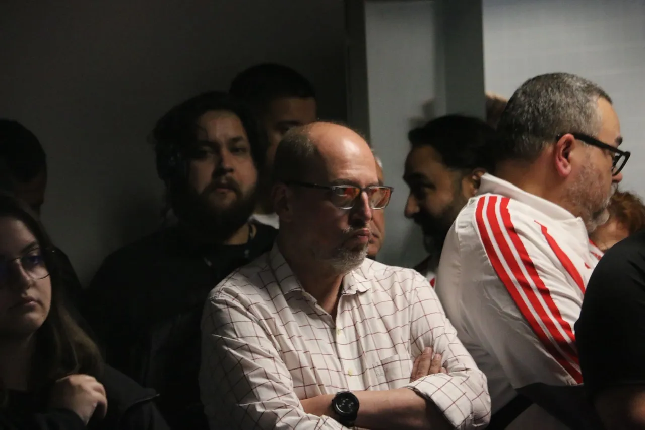 FFU adianta R$10 milhões à Série A e redefine divisão de receitas