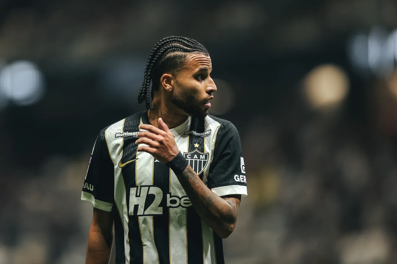 Alexsander perde dois jogos após ofensas a Kaio Jorge na sala antidoping