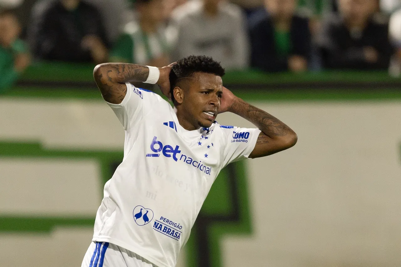 Cruzeiro empata com Chapecoense