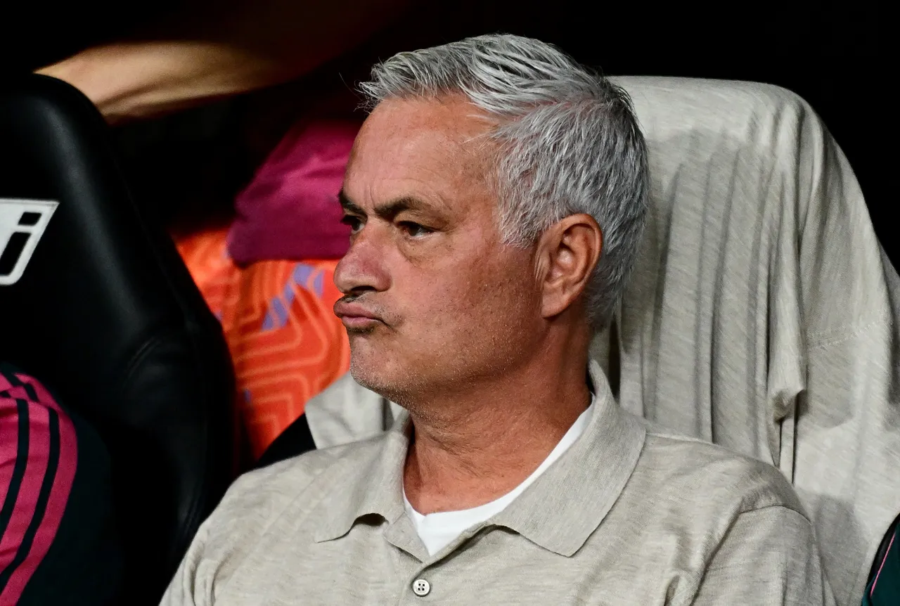 Mourinho acusa politicagem na Bola de Ouro e aponta Real Madrid como favorito