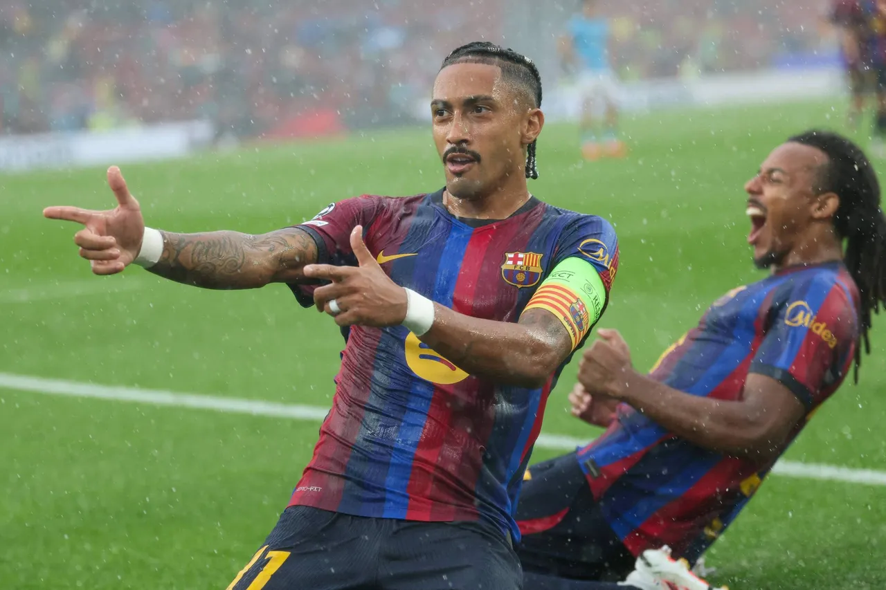 Raphinha lidera explosão ofensiva do Barcelona e garante volta à seleção