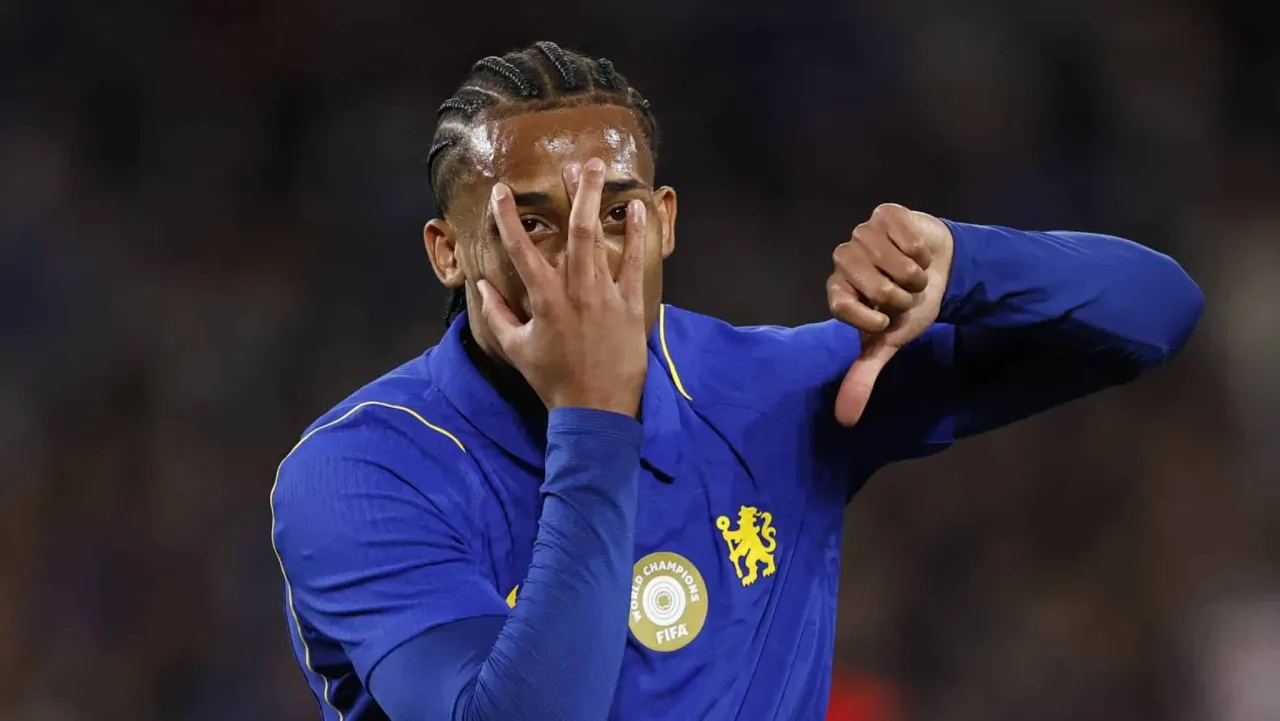 João Pedro brilha no Chelsea