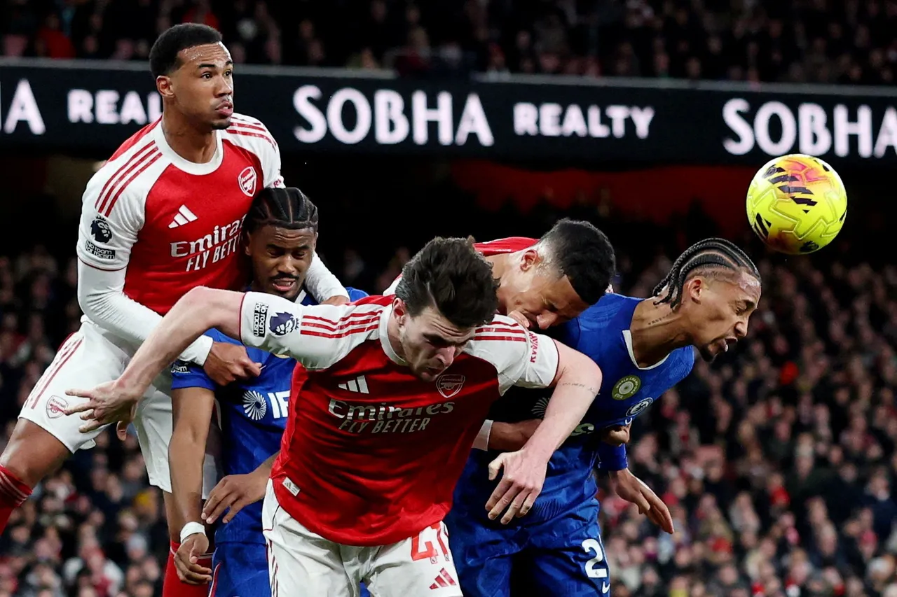 Arsenal e Chelsea duelam após investirem R$ 3,7 bi e buscam liderança